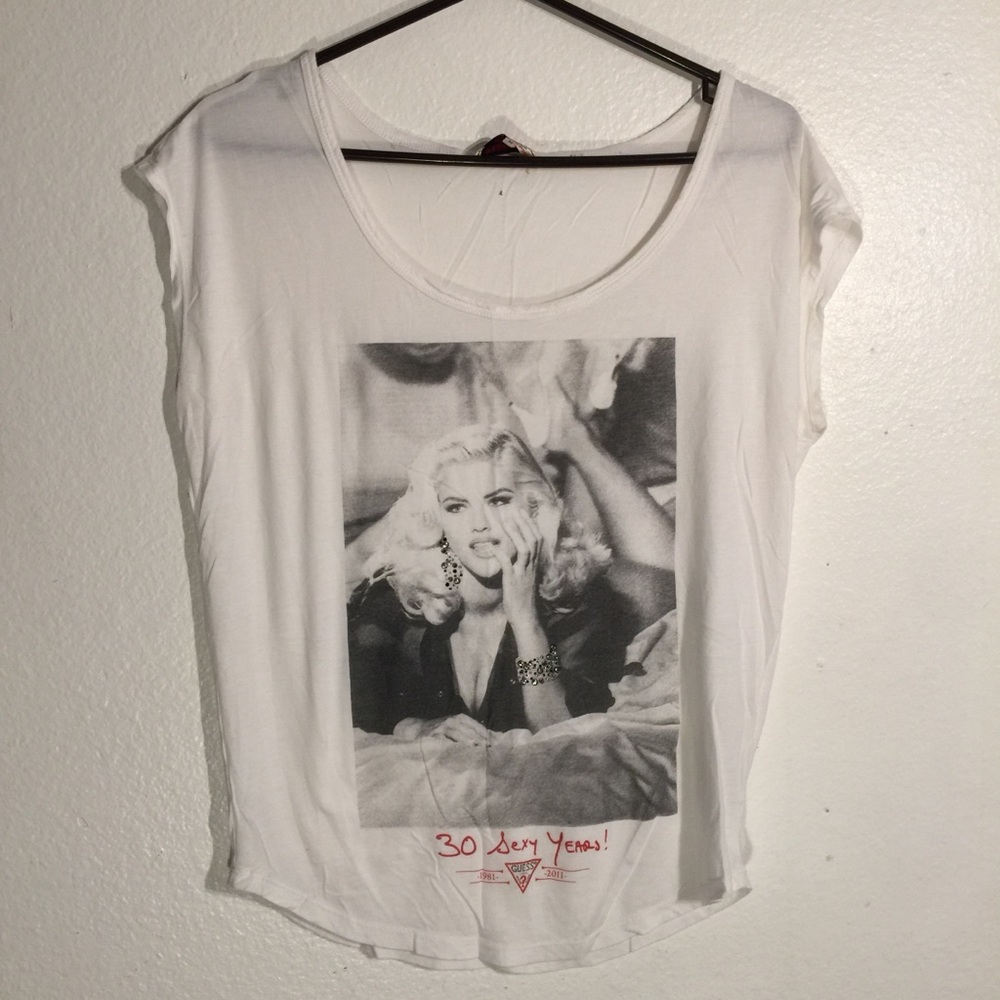 Guess Anna Nicole Smith top